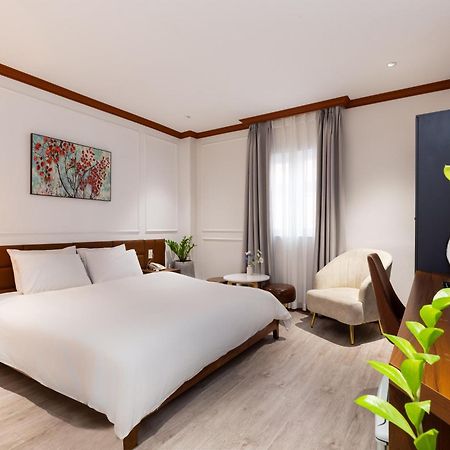 Matterhorn Hotel Ho Chi Minh City Exterior photo