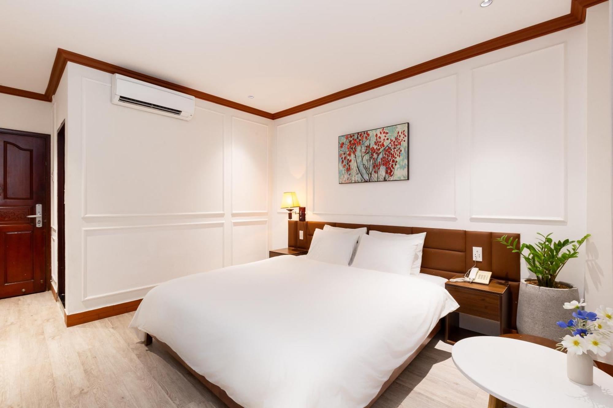 Matterhorn Hotel Ho Chi Minh City Exterior photo