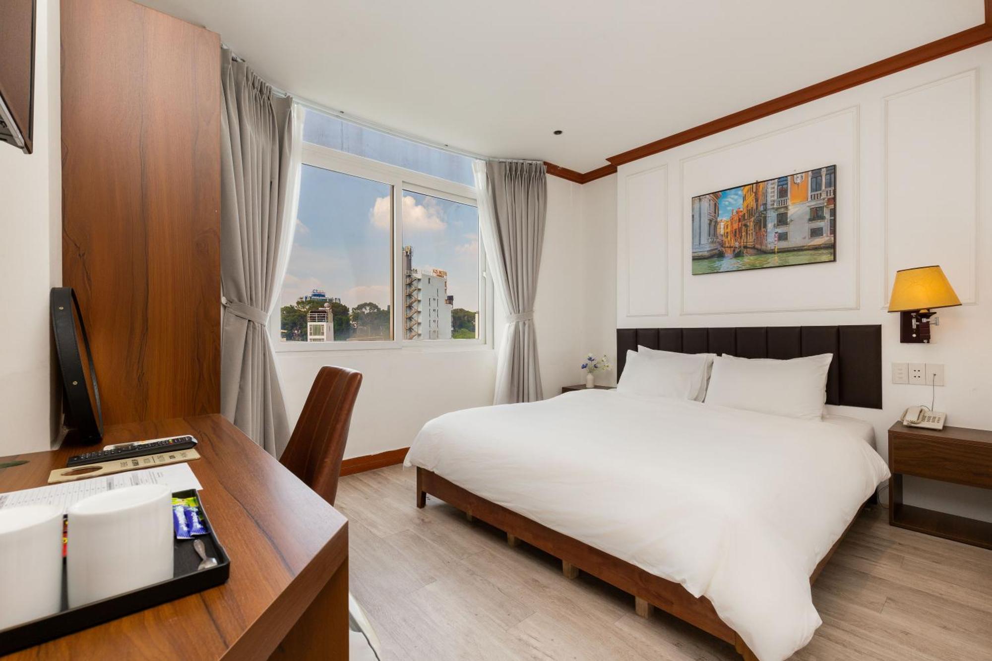 Matterhorn Hotel Ho Chi Minh City Exterior photo