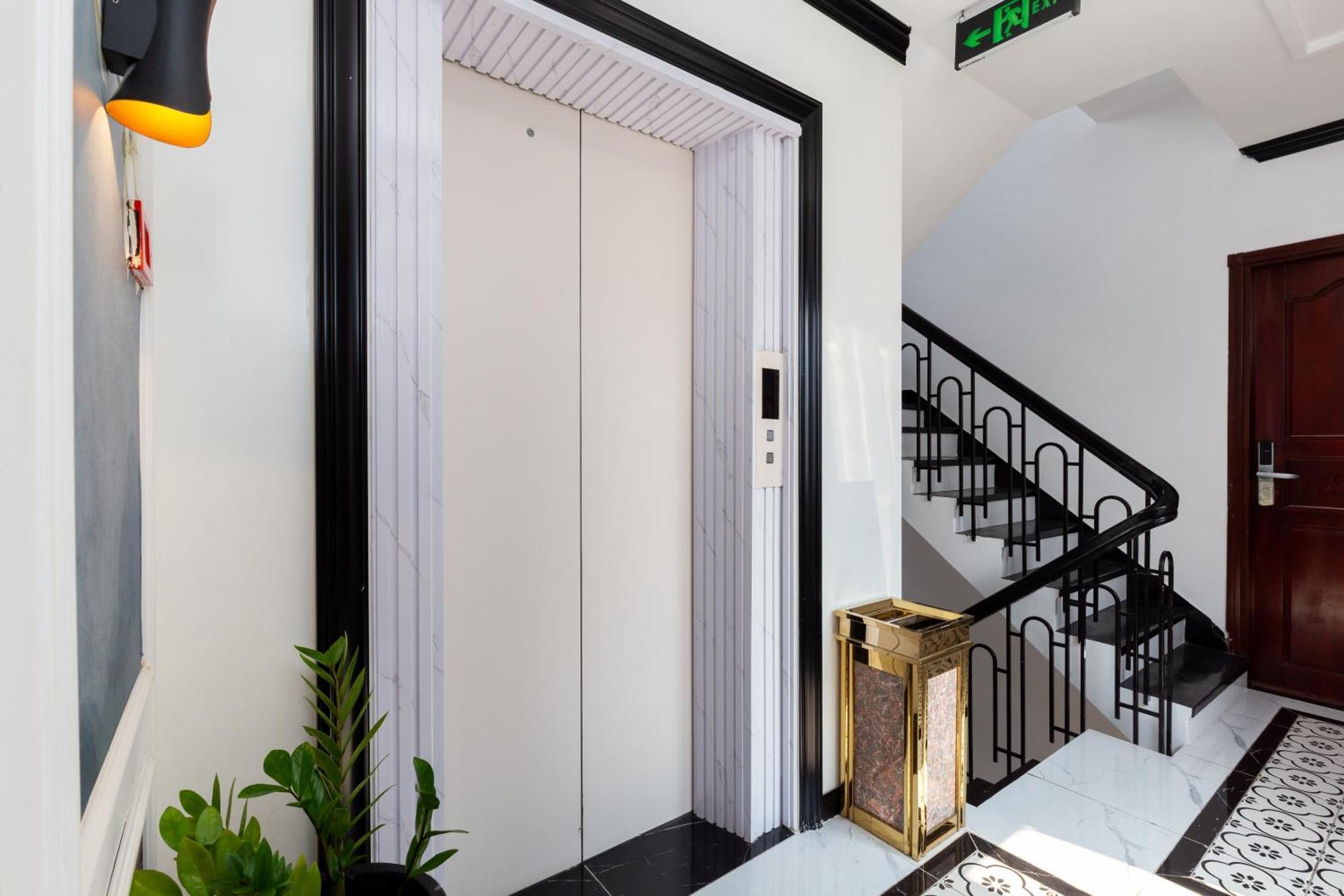 Matterhorn Hotel Ho Chi Minh City Exterior photo