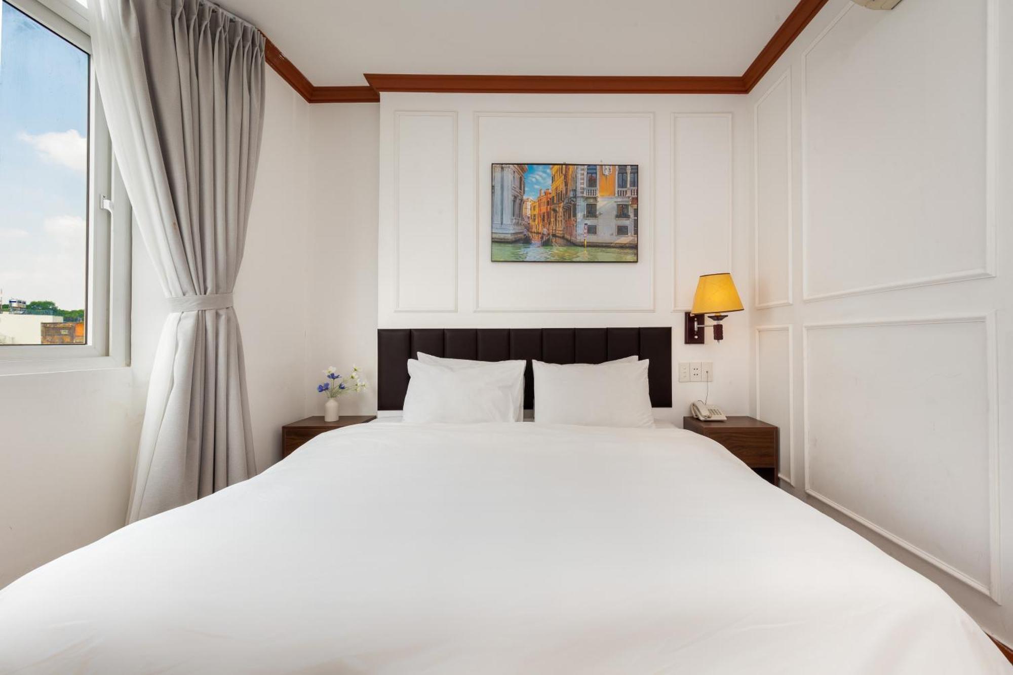 Matterhorn Hotel Ho Chi Minh City Exterior photo